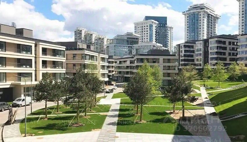 Продажа 4-комн квартиры на вторичном рынке Минская улица, 2Вк6