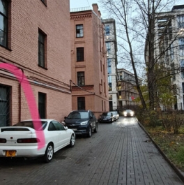 Продажа 3-комн квартиры на вторичном рынке улица Моисеенко,  д. 16