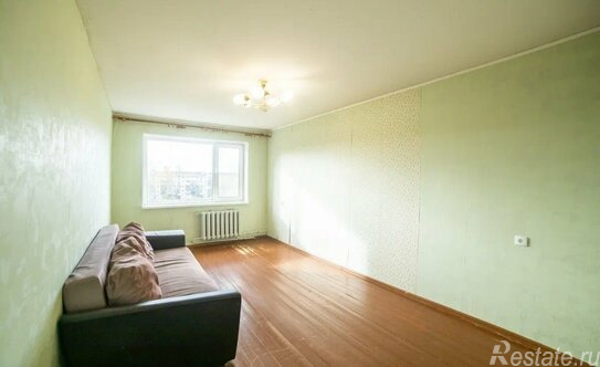 Продажа 2-комн квартиры на вторичном рынке Ломоносов г, Швейцарская ул,  д. 10