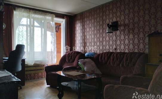 Продажа 2-комн квартиры на вторичном рынке ул Изумрудная,  д. 20