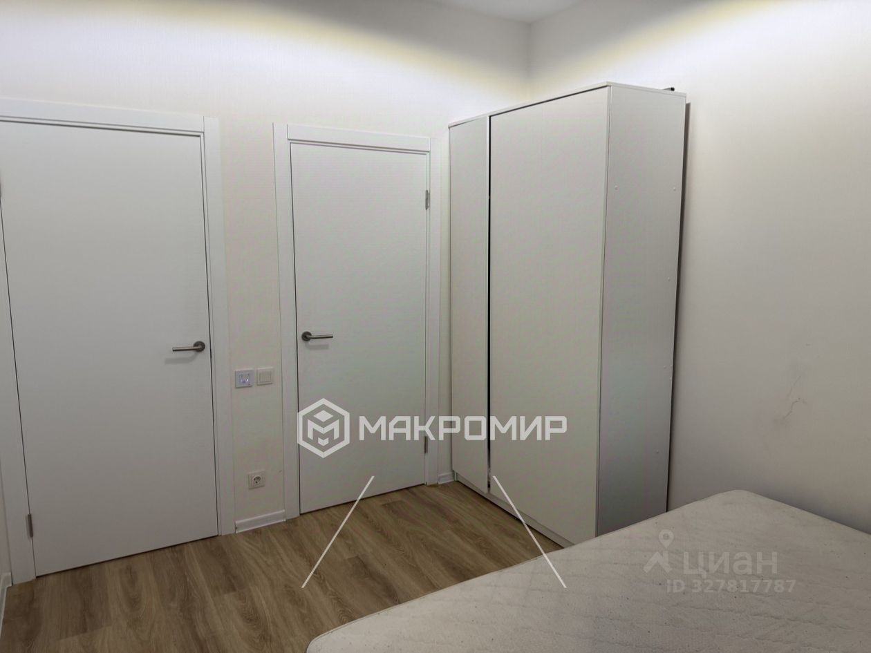 Продажа 2-комн квартиры на вторичном рынке Пригород Лесное мкр, Мисайлово пгт, улица Имени С.П. Корнусова, 3