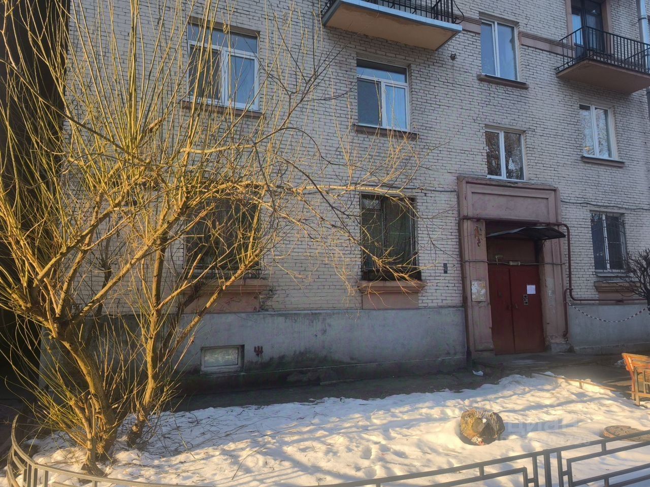 Продажа 2-комн квартиры на вторичном рынке улица Фрунзе, 6Б