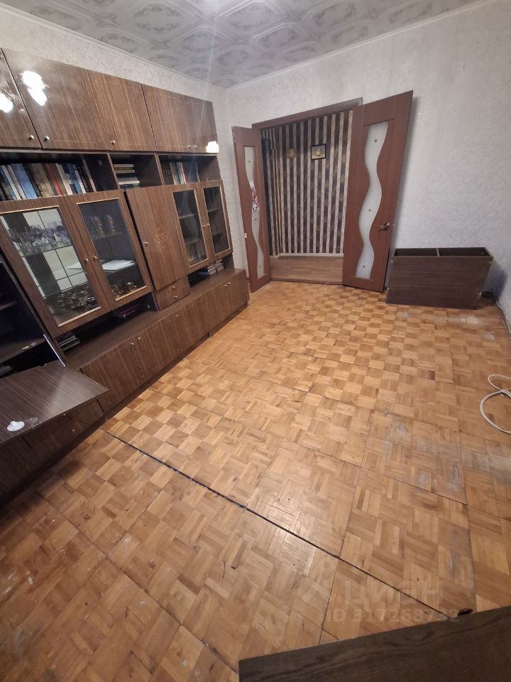 Продажа 2-комн квартиры на вторичном рынке д. Тарасково, улица Комсомольская, 20