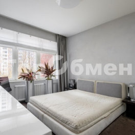 Продажа 3-комн квартиры на вторичном рынке улица Академика Пилюгина,  д. 24 к1