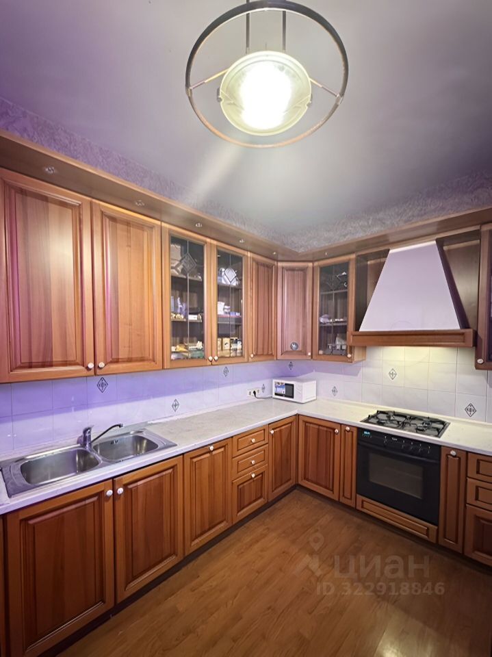 Продажа 3-комн квартиры на вторичном рынке Московский проспект, 167