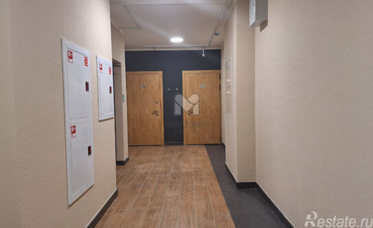 Продажа 3-комн квартиры на вторичном рынке Коломяжский пр-кт,  д. 13 к3