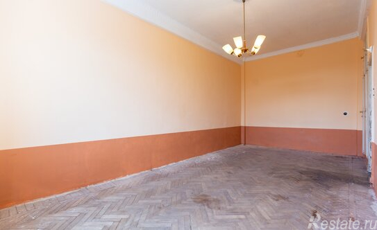 Продажа 2-комн квартиры на вторичном рынке Бассейная улица,  д. 41