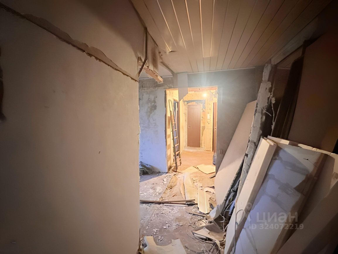 Продажа 3-комн квартиры на вторичном рынке проспект Шаумяна, 57