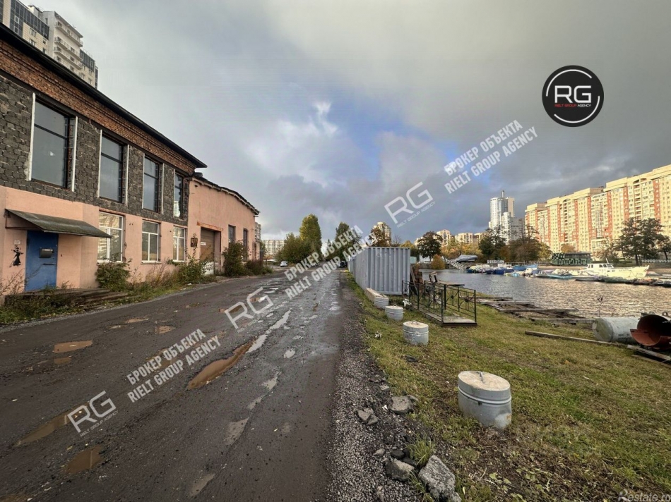 Продажа отдельного здания Шкиперский проток,  д. 18 к8