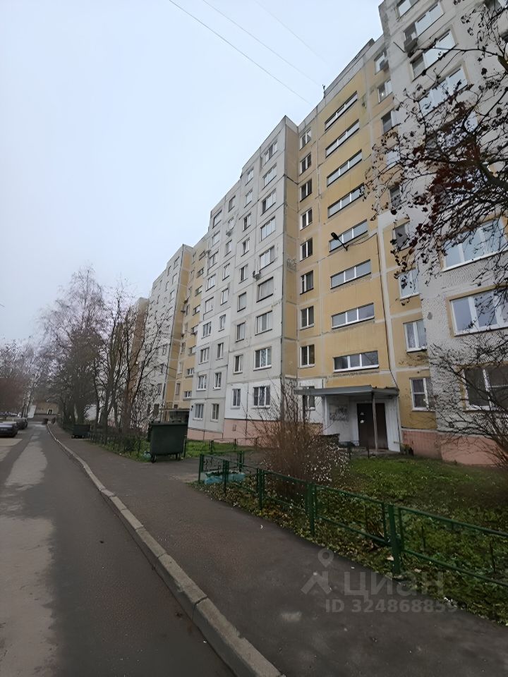Продажа 3-комн квартиры на вторичном рынке Коломна, улица Гаврилова, 1