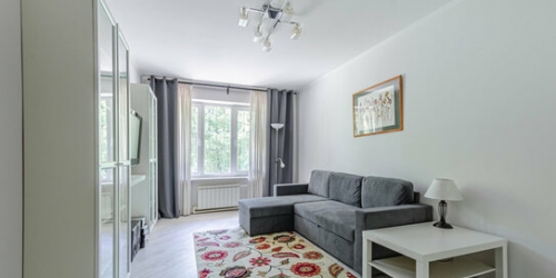 3-комн квартира ул Артюхиной,  д. 3