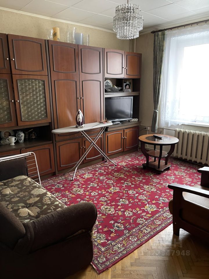 Продажа 2-комн квартиры на вторичном рынке Новоалексеевская улица, 4К1