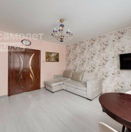 Продажа 4-комн квартиры на вторичном рынке улица Гарибальди,  д. 10 к6