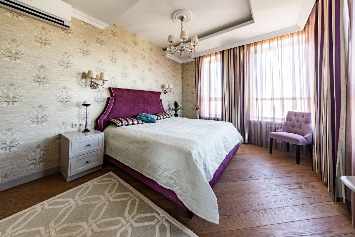 Продажа 4-комн квартиры на вторичном рынке улица Саляма Адиля, 2к1