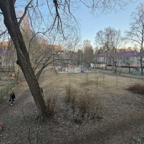 1-комн квартира район Левобережный, Центральная улица,  д. 18