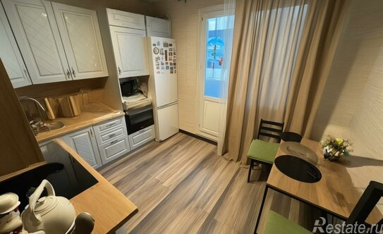 Продажа 2-комн квартиры на вторичном рынке Южный, ул Курыжова,  д. 17,  к. 1