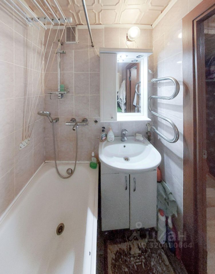 Продажа 3-комн квартиры на вторичном рынке Ириновский проспект, 21К1