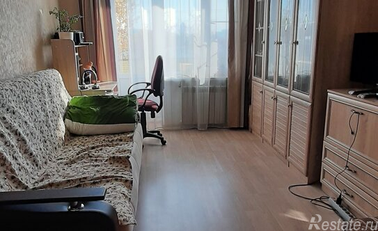 Продажа 3-комн квартиры на вторичном рынке ул Пилота Нестерова,  д. 9