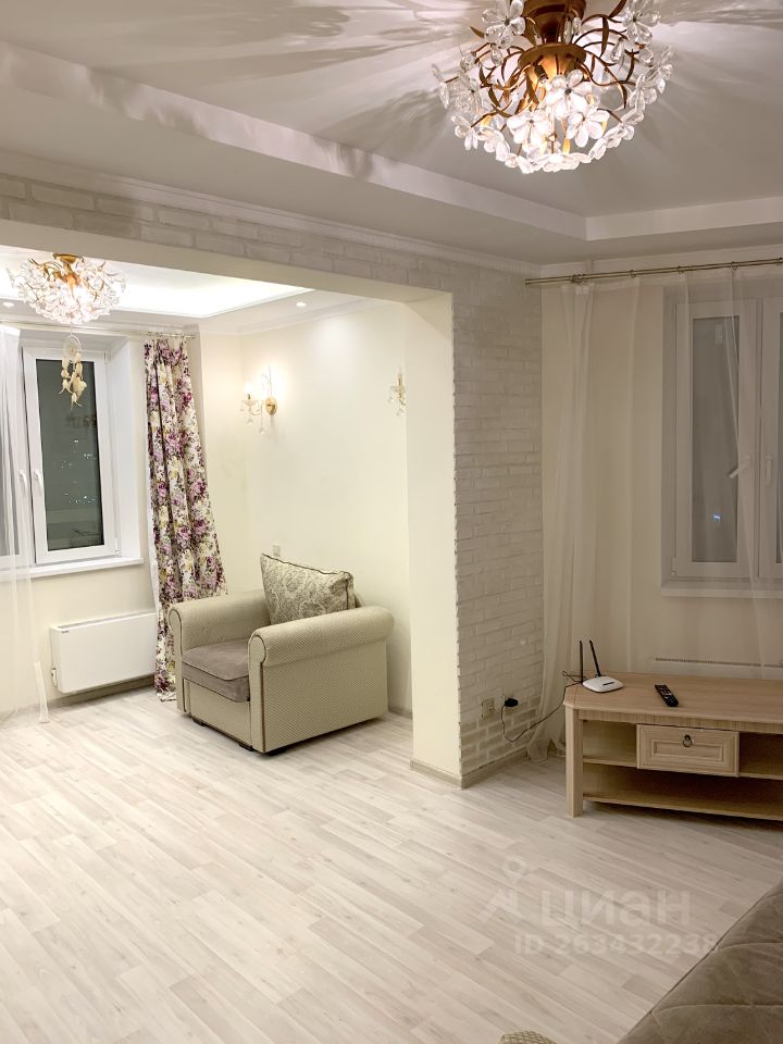 Аренда 2-комн квартиры на вторичном рынке Красногорск, бульвар Красногорский, 28