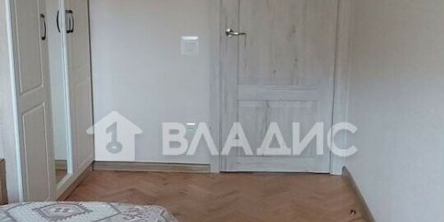 3-комн квартира Зеленодольская улица,  д. 24