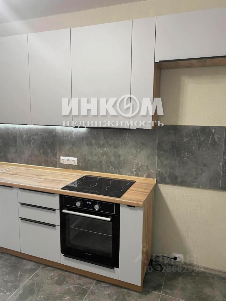 Продажа 1-комн квартиры на вторичном рынке улица Архитектора Власова,  д. 10