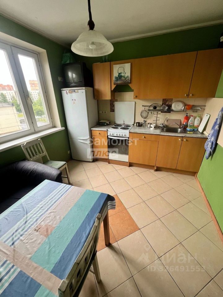 Продажа 3-комн квартиры на вторичном рынке Окская улица, 5К1