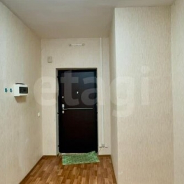 Продажа 3-комн квартиры на вторичном рынке Окуловская улица,  д. 4