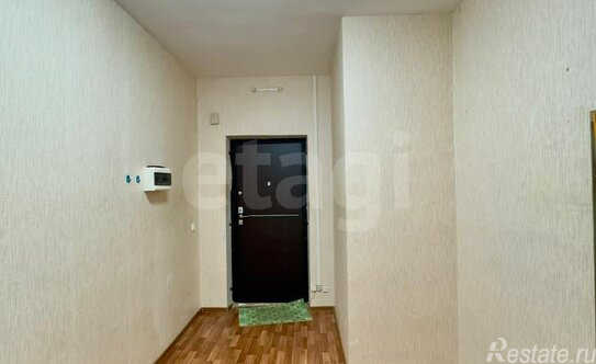 Продажа 3-комн квартиры на вторичном рынке Окуловская улица,  д. 4