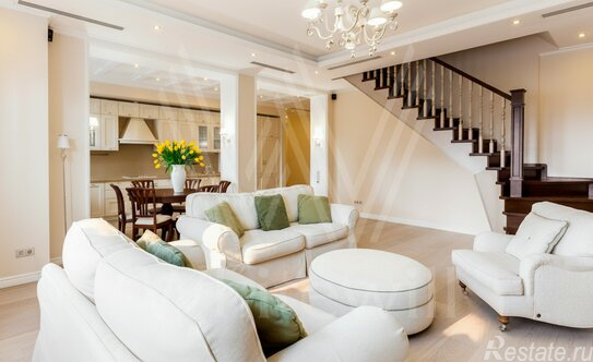 Продажа 3-комн квартиры на вторичном рынке Николопесковский М. пер