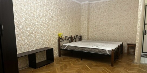 1-комн квартира Снежная улица,  д. 4