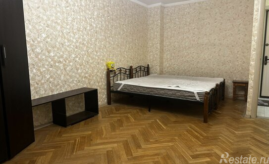 Продажа 1-комн квартиры на вторичном рынке Снежная улица,  д. 4