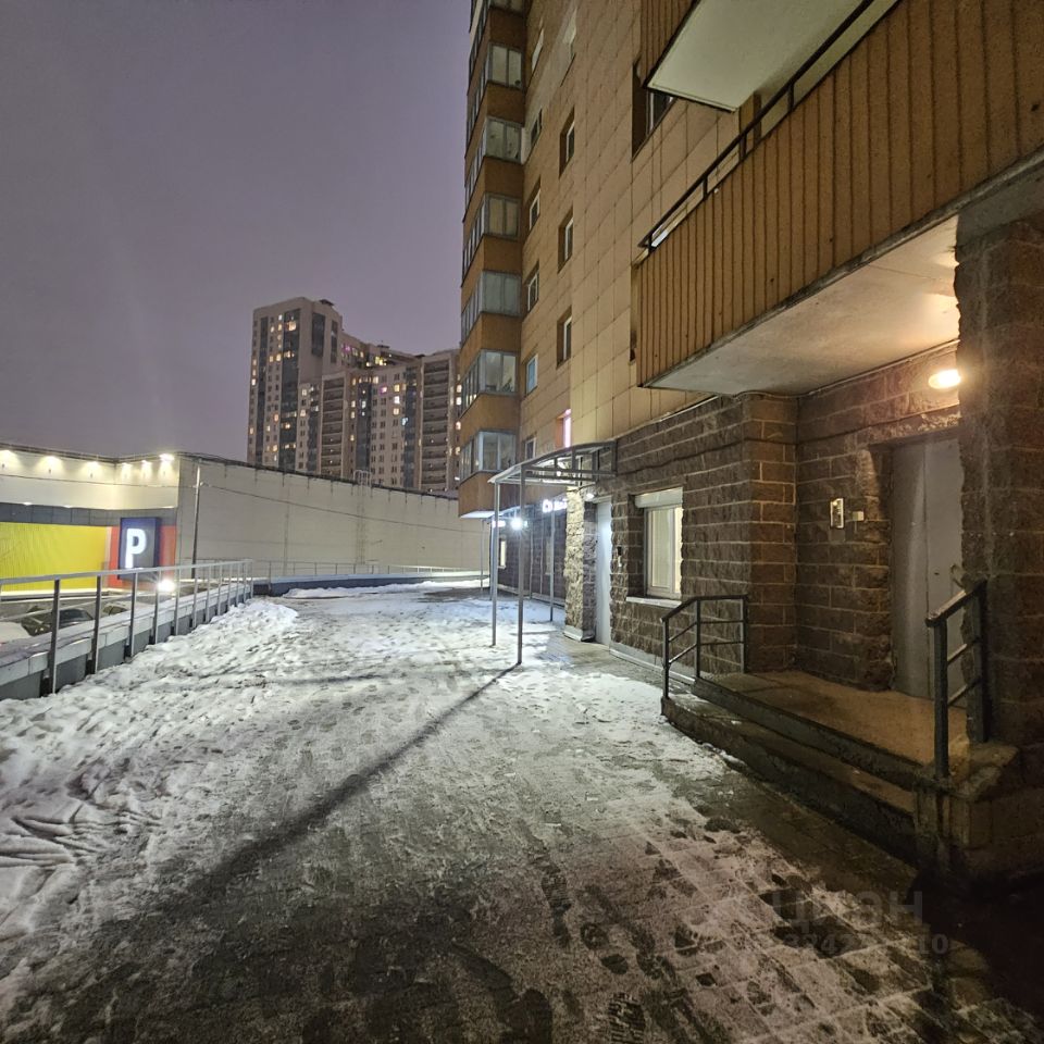 Продажа 1-комн квартиры на вторичном рынке проспект Науки, 17к2