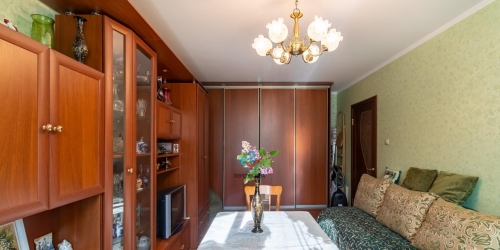 2-комн квартира улица Искры, 9