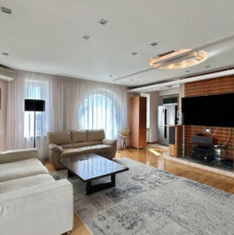 Продажа 4-комн квартиры на вторичном рынке бульвар Генерала Карбышева,  д. 18