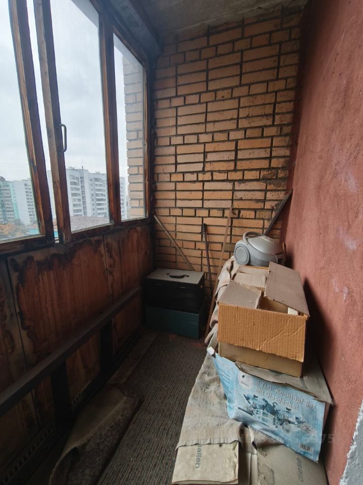 Продажа 3-комн квартиры на вторичном рынке улица Чистова, 6А