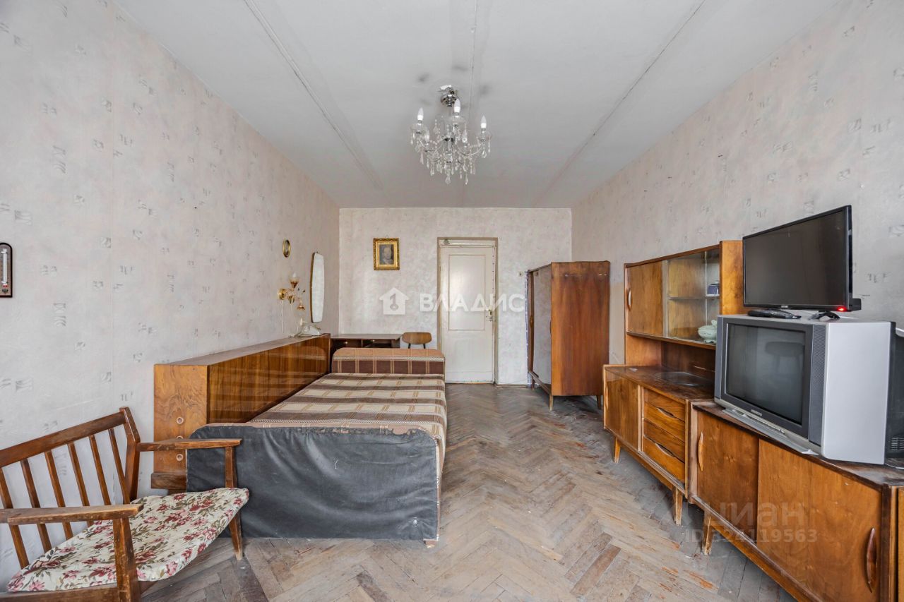 Продажа 3-комн квартиры на вторичном рынке Гаванская улица, 45