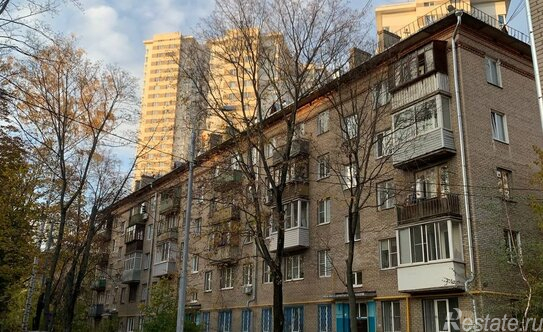 Продажа 1-комн квартиры на вторичном рынке Погонный проезд,  д. 1 к9