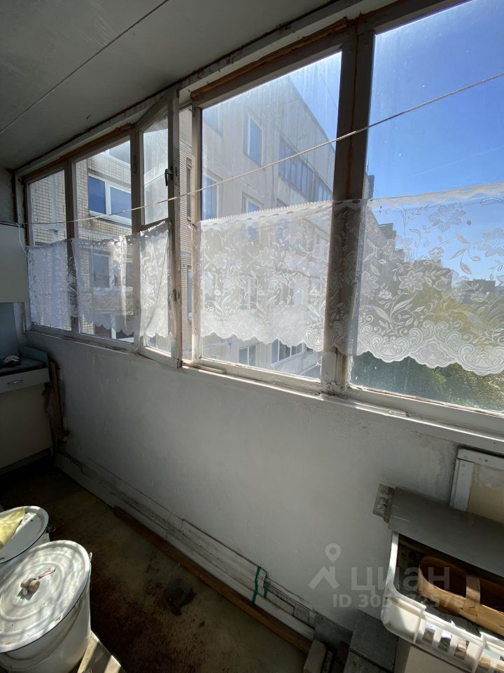 Продажа 3-комн квартиры на вторичном рынке улица Есенина, 36К1