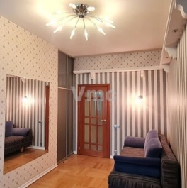 Продажа 4-комн квартиры на вторичном рынке проспект Маршала Жукова,  д. 30