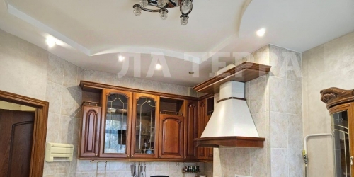 3-комн квартира улица Пырьева,  д. 5А