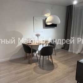 Продажа 1-комн квартиры на вторичном рынке улица Коминтерна,  д. 22 к1