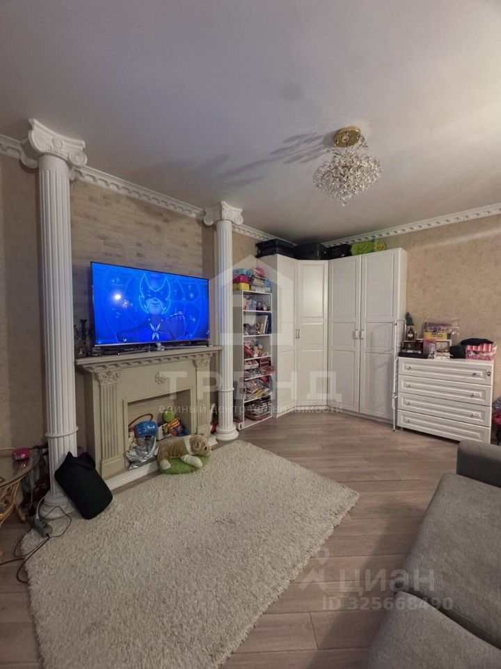 Продажа 1-комн квартиры на вторичном рынке проспект Королева, 65