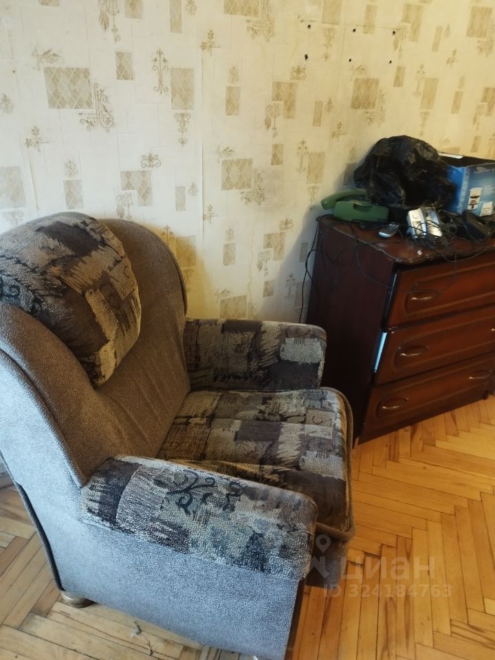 Аренда 2-комн квартиры на вторичном рынке Чонгарский б-р,  д. 23