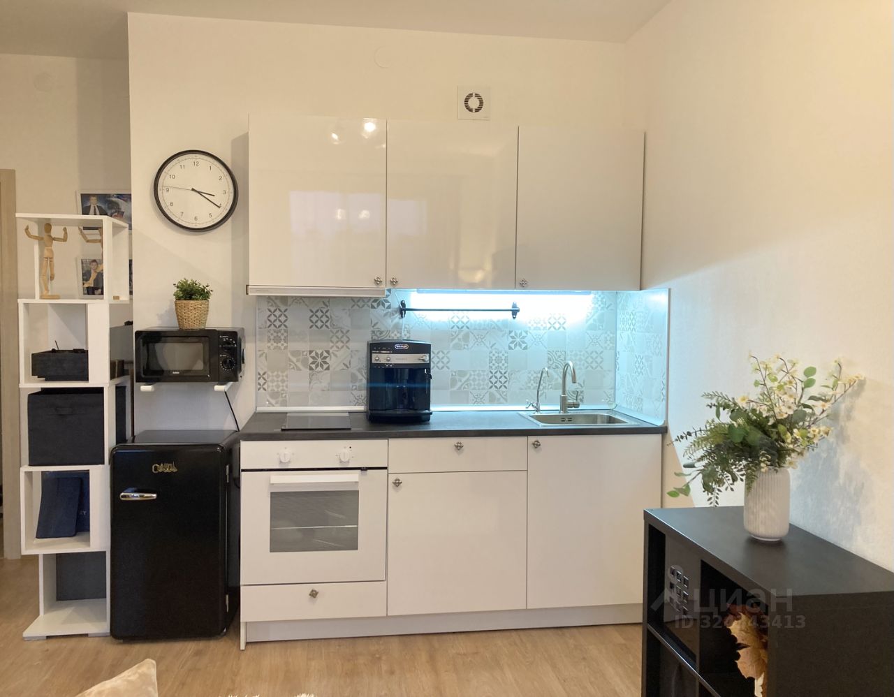 Продажа студии Новолитовская улица, 14