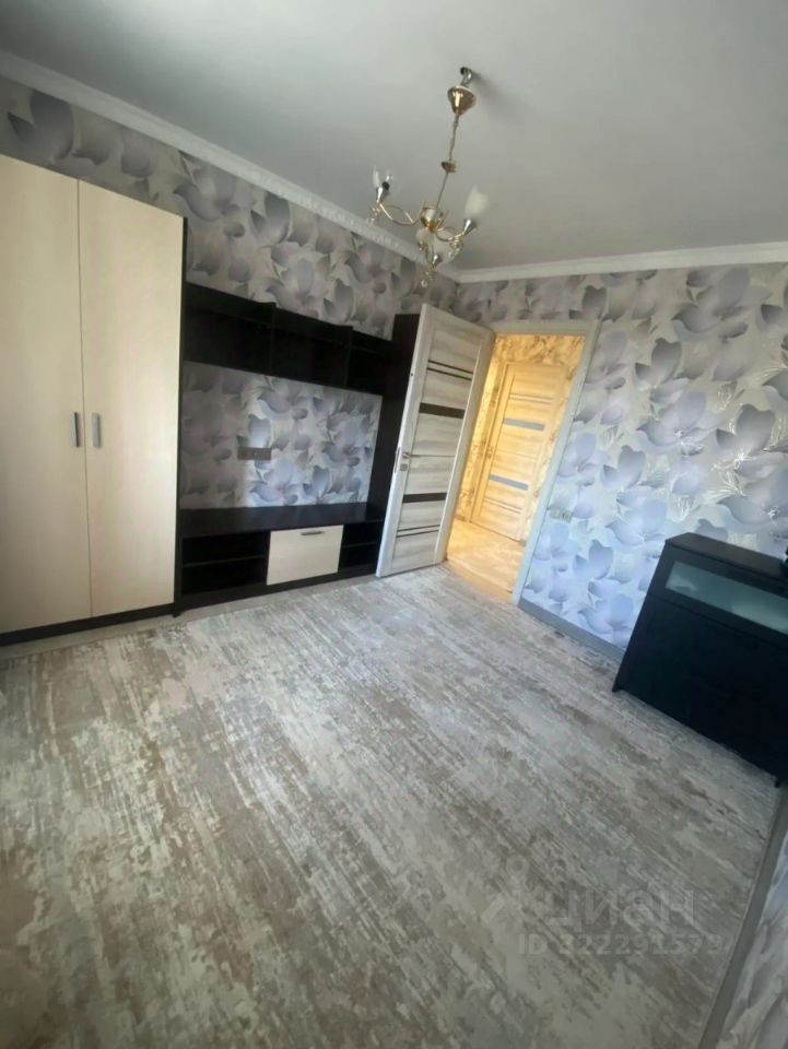 Продажа 3-комн квартиры на вторичном рынке 3А кв-л, 3-й мкр,  д. 27