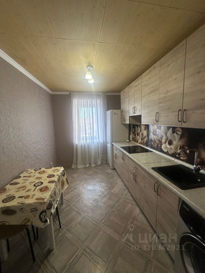 Продажа 2-комн квартиры на вторичном рынке Щелково, Краснознаменская улица, 17к2