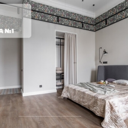 Продажа 1-комн квартиры на вторичном рынке 1-я линия,  д. 32