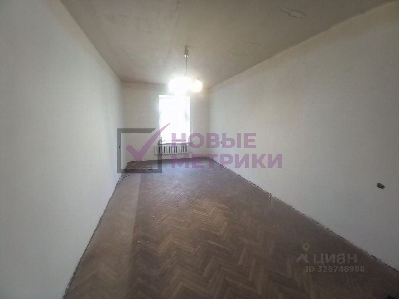 Продажа 3-комн квартиры на вторичном рынке 8-я Васильевского острова линия, 45/34