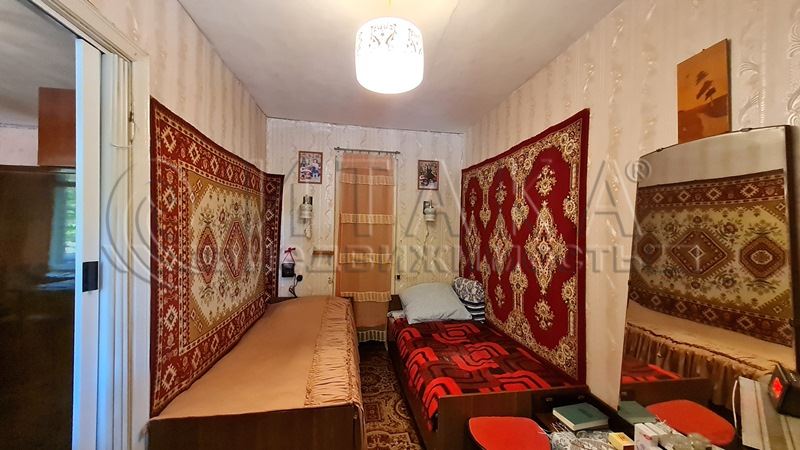 Продажа 2-комн квартиры на вторичном рынке Выборг, Советская,  д. 10