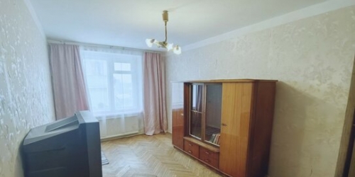 2-комн квартира улица Бурцева,  д. 19